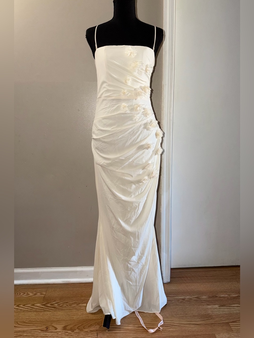 Oh Polly Aveline Strapless Draped Floral Appliqué Maxi Dress Ivory US 6 - Picture 3 of 7